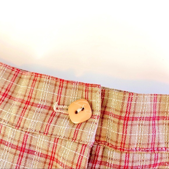 Darlyn Plaid Shorts, Walking Shorts, High Waist, Pockets & Belt Loops - Picture 3 of 5